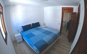 Parque Santiago I - 2 Bedroom - 1 Bathroom - Open Plan Living - Kitchen Area - Extra Large Balcony - First Floor Apartment